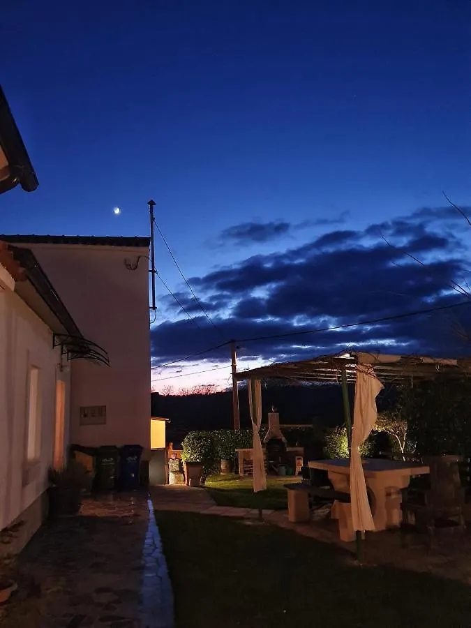 Guest house Luanas Rooms With Istrian Touch Buzet Croatia